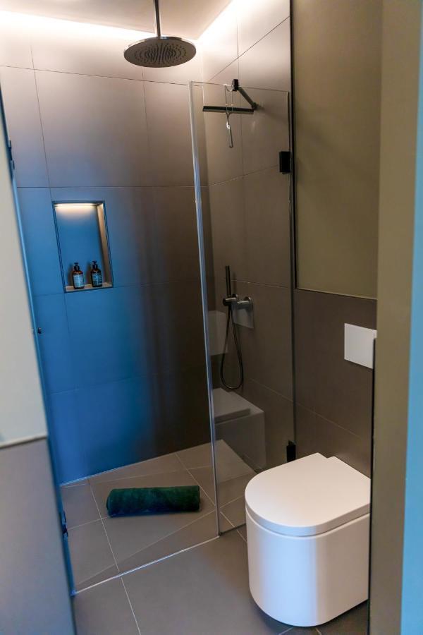 Cabana - Theview - Terrasse - Waterfront - Kostenloser Parkplatz - Wifi Oldenburg Ngoại thất bức ảnh