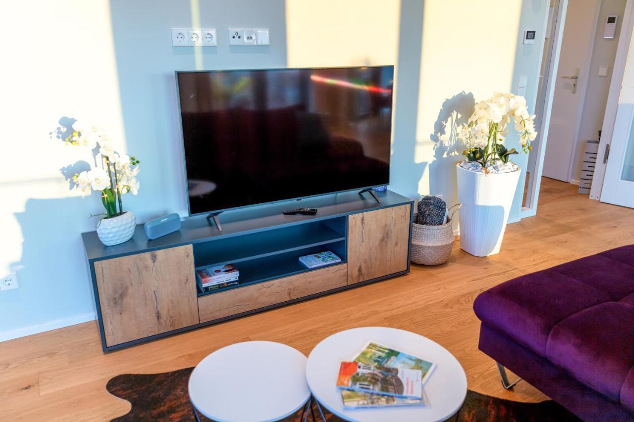 Cabana - Theview - Terrasse - Waterfront - Kostenloser Parkplatz - Wifi Oldenburg Ngoại thất bức ảnh